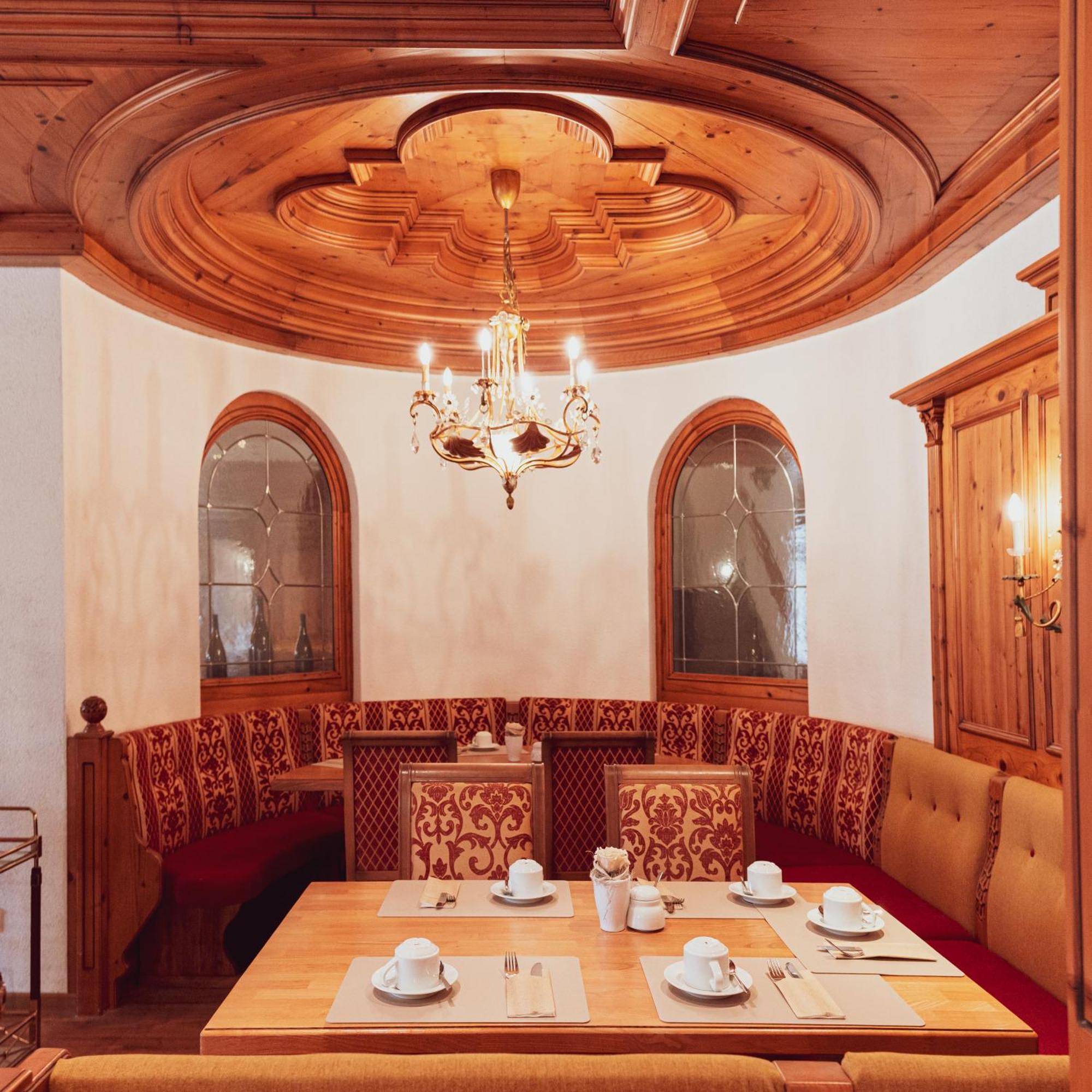 Hotel-Restaurant Kreuzberghof Tagungs- Und Veranstaltungshotel Tiefenbach  Luaran gambar