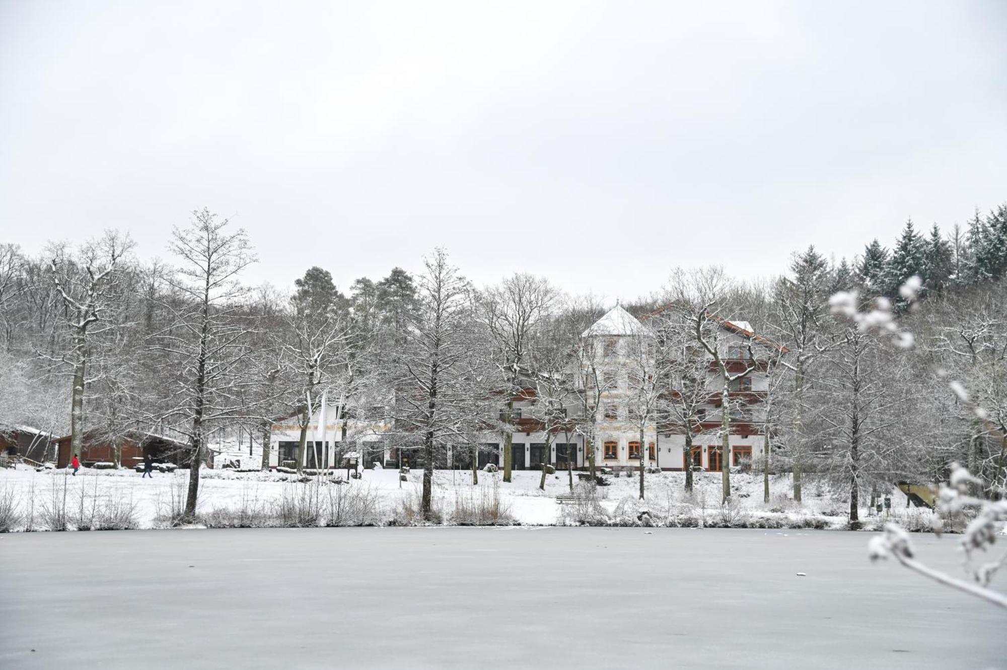 Hotel-Restaurant Kreuzberghof Tagungs- Und Veranstaltungshotel Tiefenbach  Luaran gambar